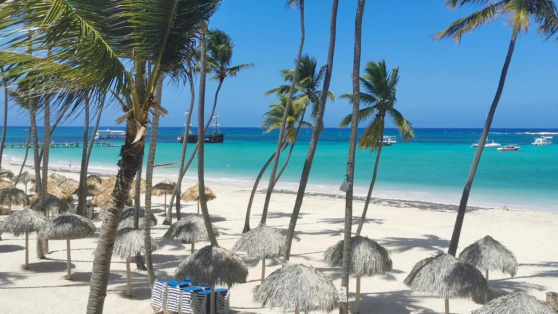 Hotel Deluxe Villas Los Corales Beach & Spa - Best Price For Vacation Rental Punta Cana
