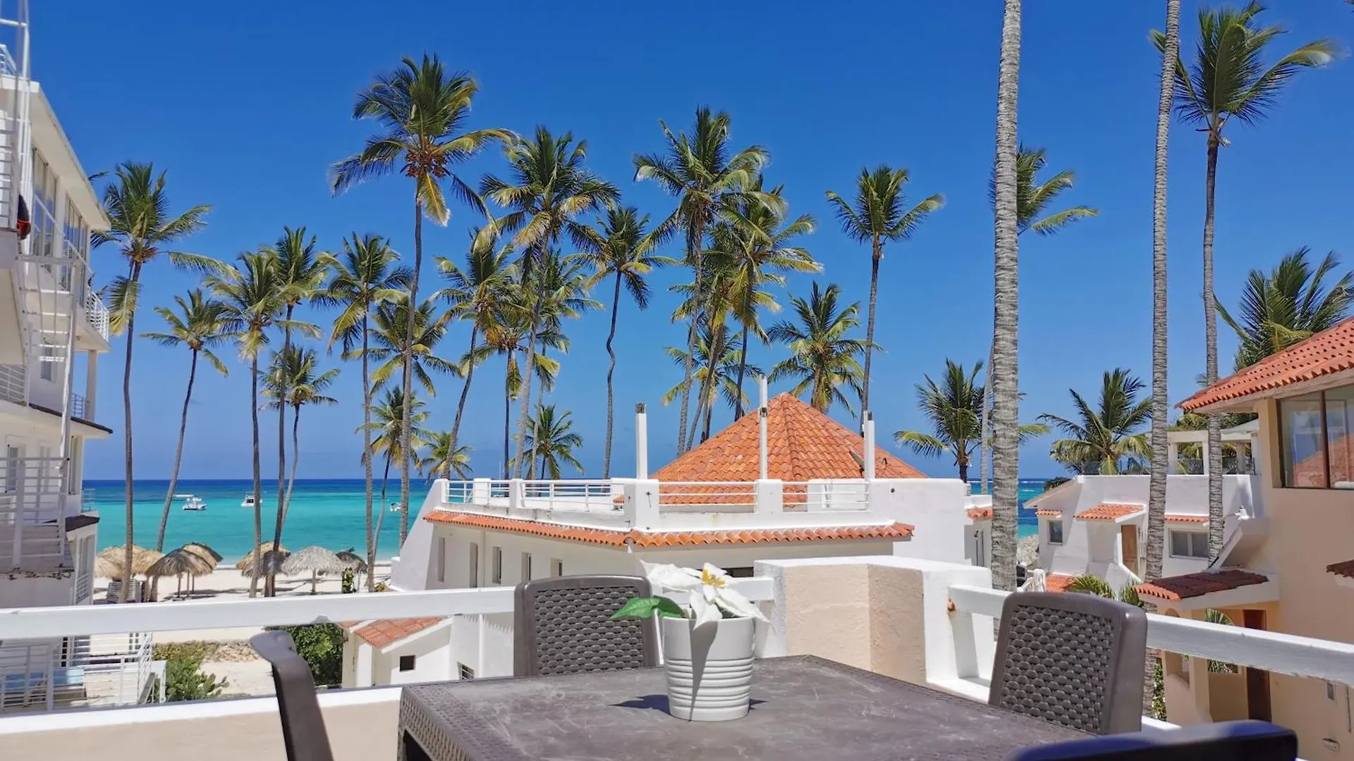 Deluxe Villas Los Corales Beach & Spa - Best Price For Vacation Rental Punta Cana Hotel