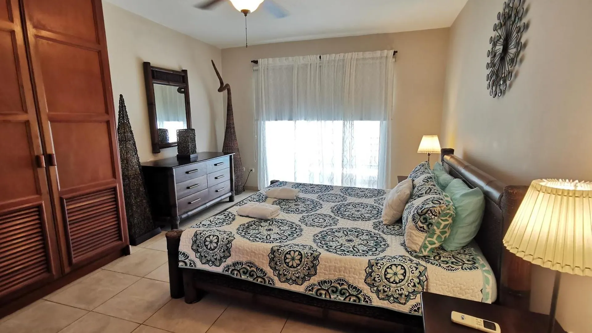 Hotel Deluxe Villas Los Corales Beach & Spa - Best Price For Vacation Rental Punta Cana