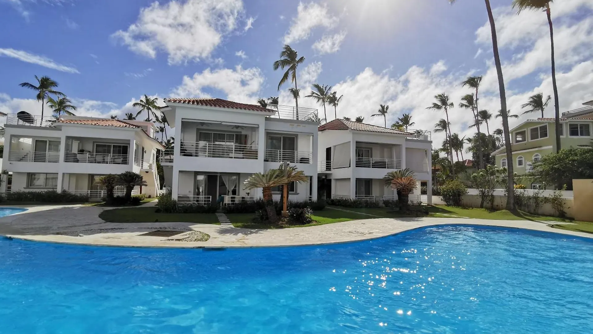 Deluxe Villas Los Corales Beach & Spa - Best Price For Vacation Rental Punta Cana